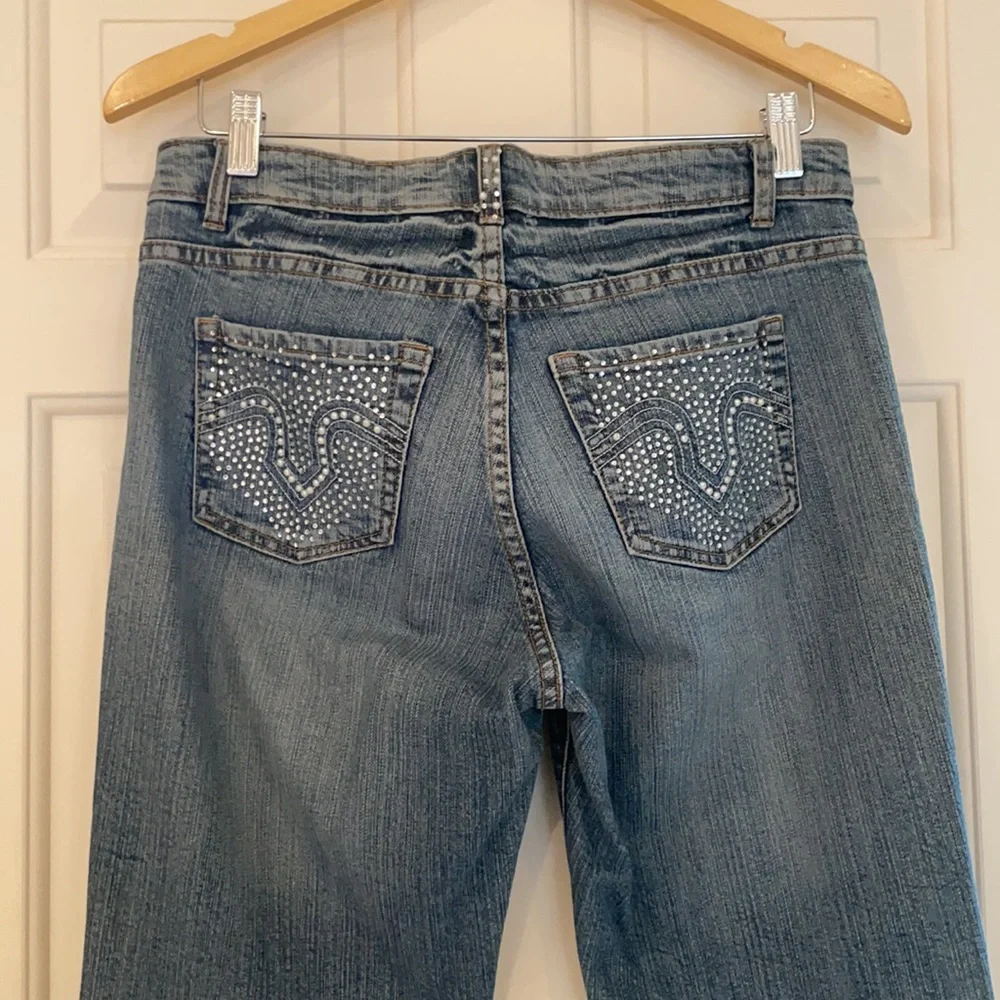 Cache Jeans - Picture 3 of 4